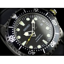 Seiko Kinetic Dive Black Dial Rubber Strap Ska427p2