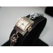 Universal Geneve Ladies Vintage14 Karat White Gold Wristwatch