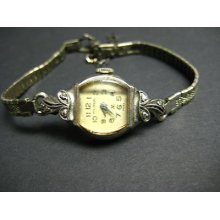 Vintage Helzberg Swiss Women's Watch - Mechanical Wind - 10k Rgp - Runs