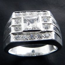 13gms Nice White Cz 925 Sterling Silver Ring Sz11.5