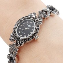 Black Women's Alloy Quartz Analog Bracelet Watch