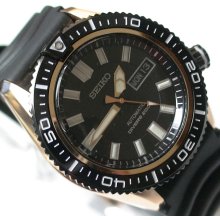 New Seiko Superior Men's Gold Automatic Diver 200m Watch