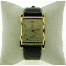 Rare Vintage Omega Fancy Lugs 14k Yellow Gold 17 Jewels 302 Caliber Wrist Watch