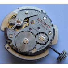 Used Movement Seiko 6602b Manual 17 J. 3 Hands
