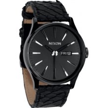 A105-1848 Nixon Mens Sentry Leather Black Watch