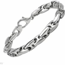 Attractive Gentlemens Bracelet Made In Stainless Steel 9in