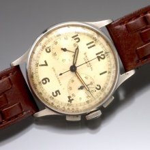 Scarce Steel Universal Geneve Uni-compax Chronograph Wrist Watch Circa 1942