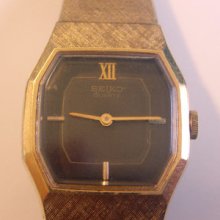 Vintage Seiko Ladies Wristwatch. Very Nice Watch.