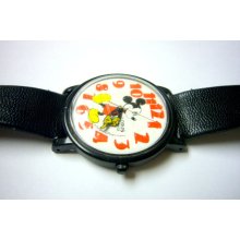 Wrist Watch Wristwatch Lorus Mickey Mouse Disney wrist watch rare and collectable White and Black 1989