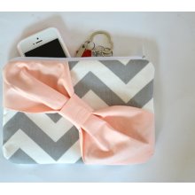 Bridesmaid Clutch Pouch Cosmetic Case MakeUp Bag Accessory Pouch Zippered Grey& White Chevron with Light Peach Diagonal Bow