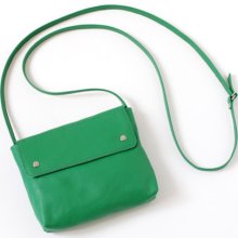 Genuine Leather Small Crossbody Purse in Emerald Green adjustable strap, H12xW15xD3 cm , handbag, leather clutch, shoulder bag