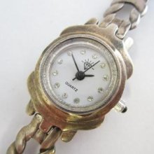 Nice Ladies Watch Silver Round Case White Dial Running