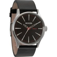 Nixon - The Sentry Leather in Black