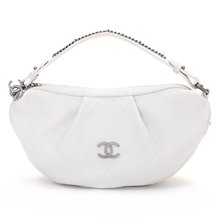 Preowned Chanel White Caviar Leather Outdoor Ligne Hobo Handbag