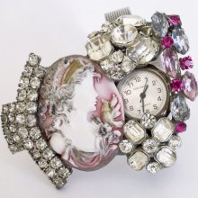 Works.. Retro Times Square ladies watch Cameo rhinestones revamped 80's