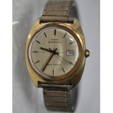 1970-1977 Timex Water Resistant W Date Dial 10k G.f Band Wrist Watch Runs W17