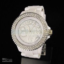 5pcs Uxury Lady Ladies White Face Diamond Ladies Quartz Analog Wrist