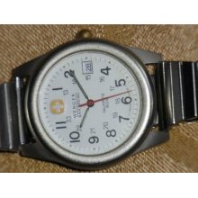 Mens Wenger Sak Design Quartz Watch