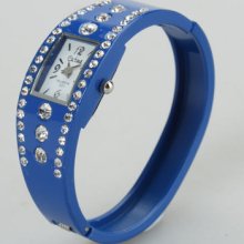 Popular 601 Bracelet Women's Quartz Wrist Watch Dark Blue