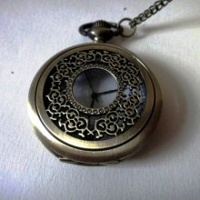 Retro Brass Pocket Watch Round Copper Necklace Pendant Jewelry Vint