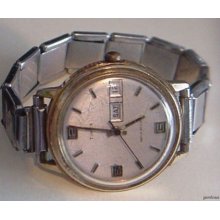 Vintage Timex Day/Date Mens Watch Automatic RUNS