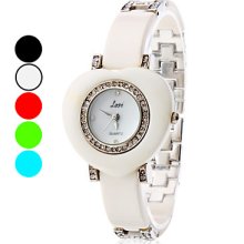 White Women's Heart-shaped Style Plastic Analog Quartz Bracelet Watch