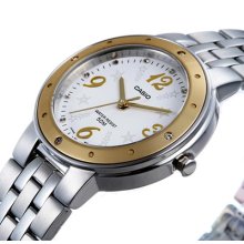 Casio Women's Ltp1318d-9av Silver Stainless-steel Quartz Watch With White Dial