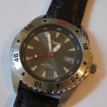 Jeep Jp62b Mens Divers Style & Date Watch...brand ..better Than 1/2 Price