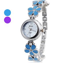 Leaves Women's Five Style Alloy Analog Quartz Bracelet Watch (Assorted Colors)