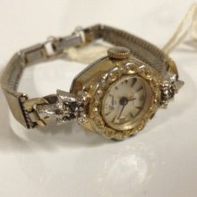 Rare Tradition Swiss Made 17 Jewel Incabloc Ladies Mechanical Wrist Watch