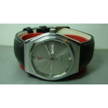 Used Vintage Rado Voyager Automatic Day Date Swiss Mens 636 3321 4 Watch Antique