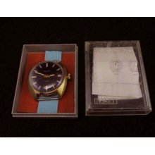 Ussr Watch Poljot Mint Like 1mchz Russian Wristwatch 17j Pobeda Gold