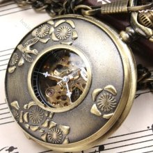 Vintage Retro Bronze Pendant Chain Skeleton Mechanical Pocket Gift Watch F039