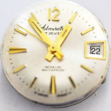 Vintage Reusger W Date Dial Wrist Movement 17 Jewels A71