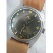 Vintage Technos 17 Jewels Mechanical Mens Swiss Watch
