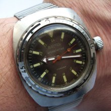 Vostok Early Amphibian Army Military Watch Antimagnetic Ussr Barrel Case Diver