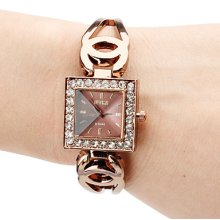 Analog Women's Alloy Quartz Bracelet Watch (Brown)
