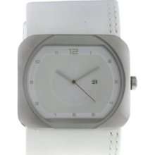 L001GUCCRW-1 Levis Mens White Dial And Leather Strap Watch