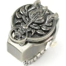 Lady' Stainless Steel Antique Silver Ring Watch with Lion King Cover