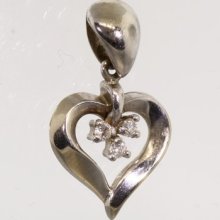 Lovely Heart Shape Diamond 14k White Gold Vintage Estate Pendant