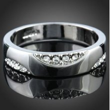 18k Wgp Chic Fashion Wedding Engagement Ring Smart Swarovski Crystals Arinna