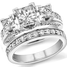 6.5/4mm Moissanite Three Stone Engagement Ring Set