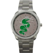 Alfa Romeo Giulia 1750 GTV Coupe Spider Classic Car Emblem Sport Metal Watch
