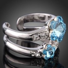 Arinna Bleu Petal Stylish Woman Finger Ring 18k White Gold Gp Swarovski Crystals