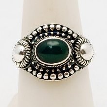 Estate Sterling Silver Beaded Style W/ Green Stone Design Ring Size 8 S370