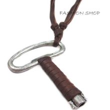 Fashion Punk Mens Cool Simple Key Genuine Leather Vintage Long Necklace Hot