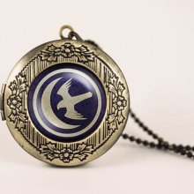 Game of thrones house Arryn crest vintage pendant locket necklace - ready for gifting - buy 3 get 4th one free