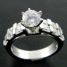Lovely White Cz 925 Sterling Silver Wedding Ring Sz6