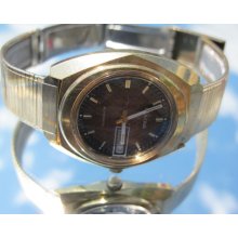 Men's BULOVA Automatic SWISS Wristwatch with Day/date Indicator