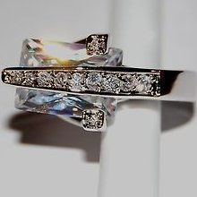 Rectangle Rocket White Cubic Zirconia Silver Plated Ring Size 6 Jewelry V55